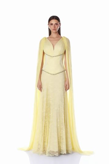 فستان سهرة من الدانتيل الأصفر الزبداني